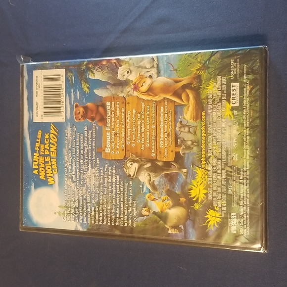 New Sealed Alpha and Omega on DVD Video Justin Long Dennis Hopper Danny Glover - Picture 2 of 2